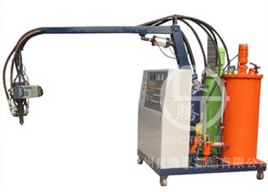 LPU-2C型發(fā)泡機(jī)