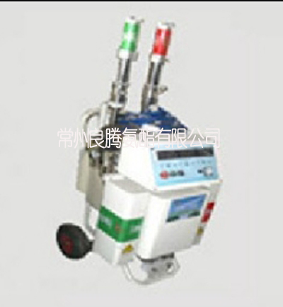 微型發(fā)泡機(jī)的泡沫如何形成和使用注意事項